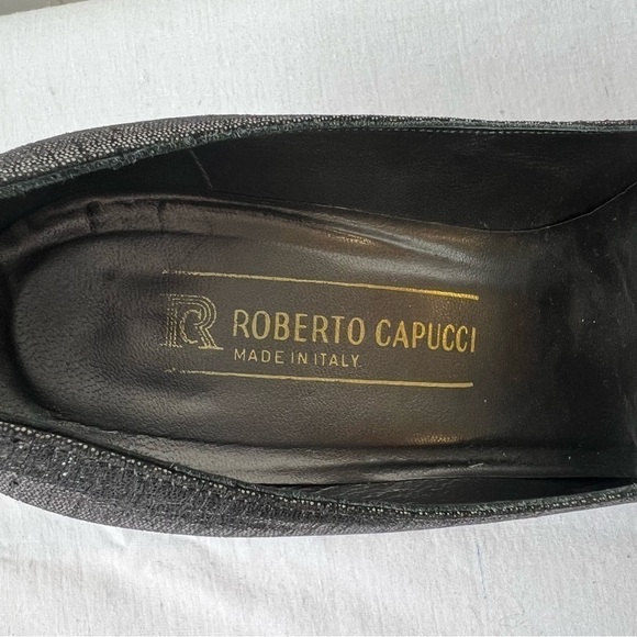 Robert Capucci, Patent black & silver heels, Made in Italy, Size 7.5. - Picture 7 of 10